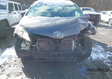 2011 Toyota Sienna Le from USA, damaged, VIN 5TDJK3DC1BS010556